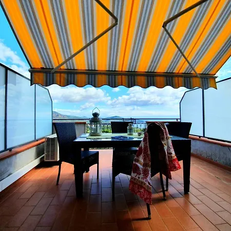 Golfo Blu Apartament *