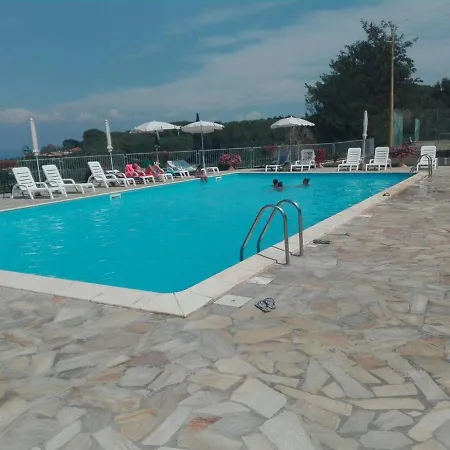 Апартаменты Golfo Blu Каполивери